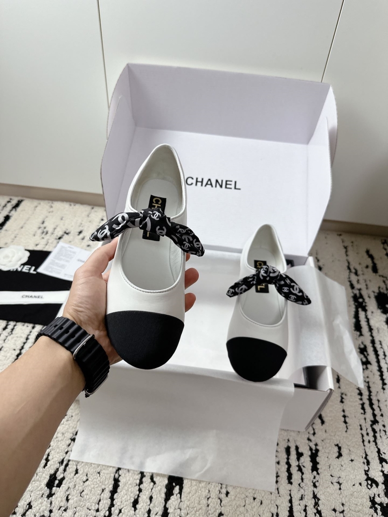 Ch**el flat shoes